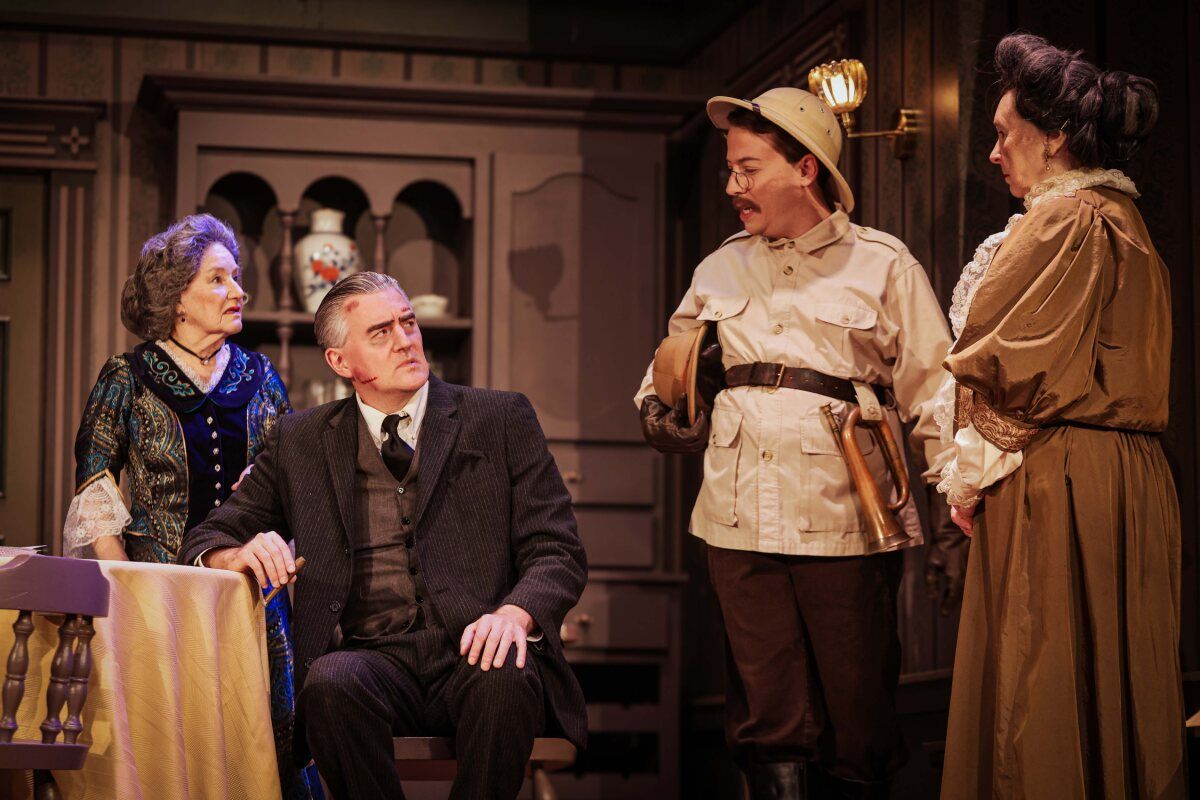 Photos: First Look At ARSENIC AND OLD LACE At Tacoma Little Theater — photo 5 of 15
