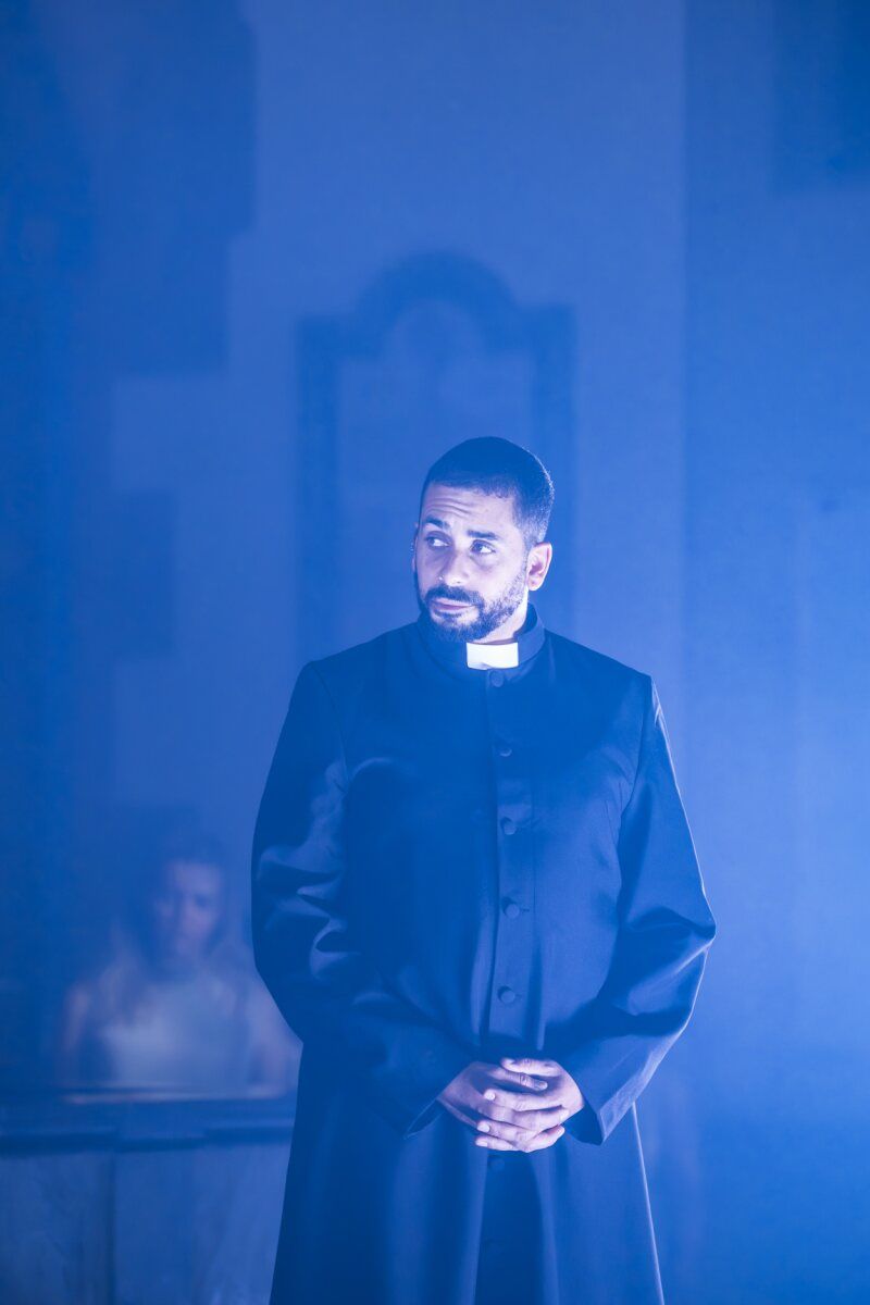 Photos: T.S. Eliot's MURDER IN THE CATHEDRAL at Richmond’s St John the Devine Church — photo 6 of 14