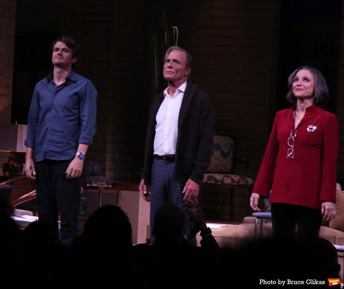 Photos: OTHER DESERT CITIES Cast Takes Opening Night Bows — photo 2 of 11