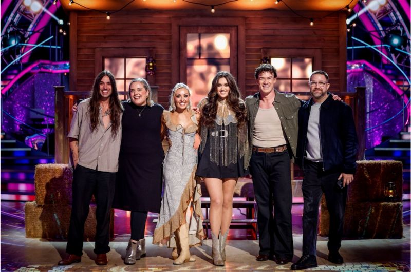 Belles Performs Dolly Parton Tribute on STRICTLY COME DANCING Image
