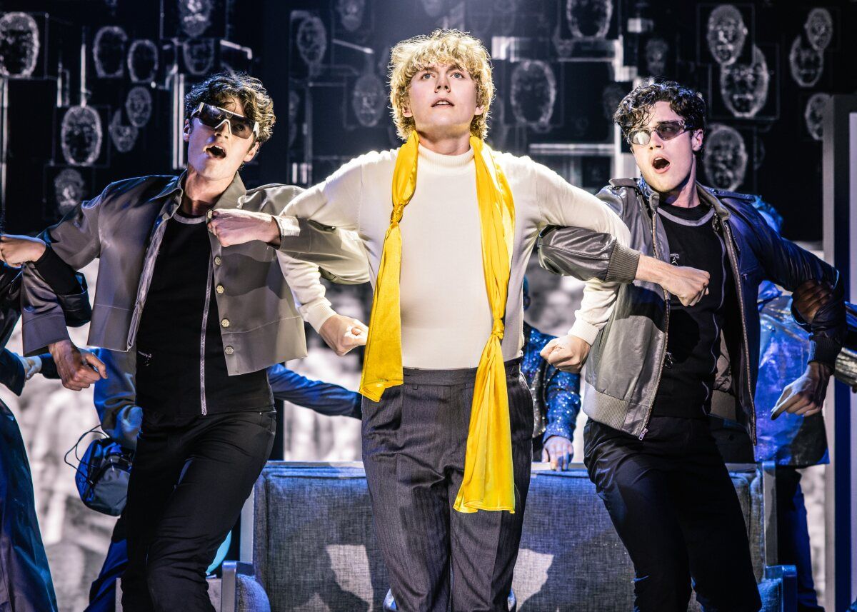 Photos: First Look at THE WHO'S TOMMY National Tour — photo 11 of 12