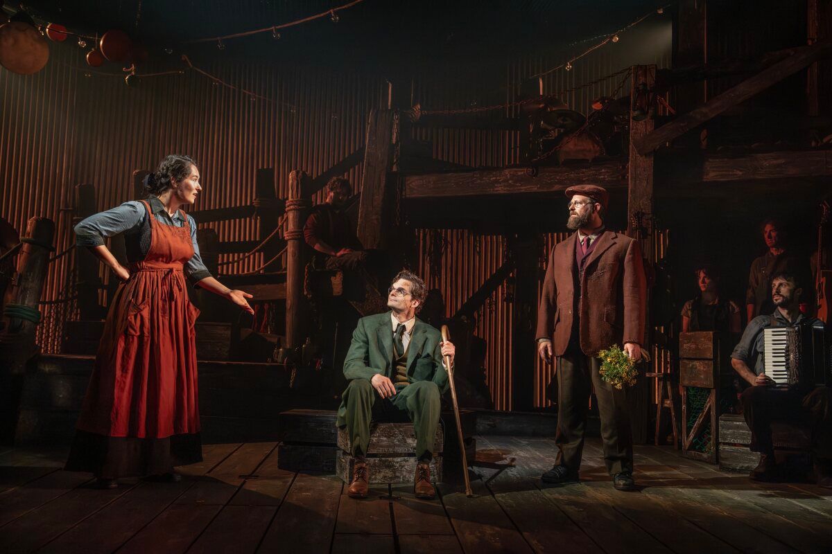 Photos: First Look at THE CURIOUS CASE OF BENJAMIN BUTTON at The Public Theater — photo 7 of 17