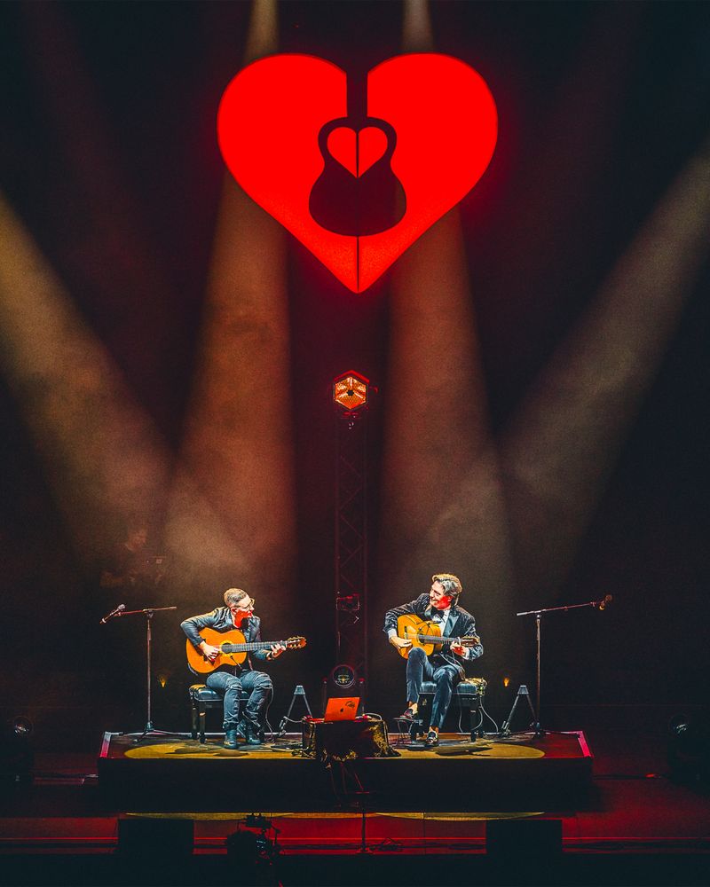 Photos: CAFÉ DEL MUNDO to Return to UK & Ireland in April 2027 — photo 11 of 17