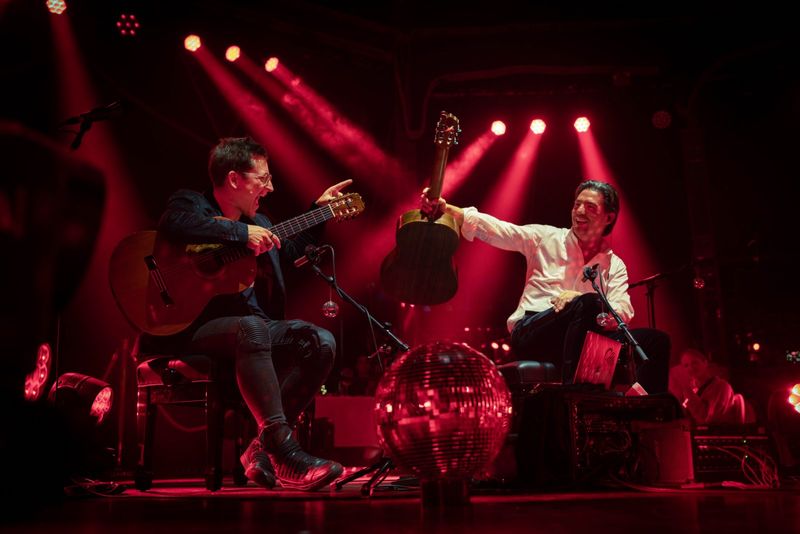 Photos: CAFÉ DEL MUNDO to Return to UK & Ireland in April 2027 — photo 5 of 17
