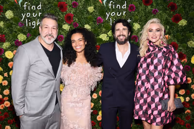 Joey Fatone, Lorna Courtney, Josh Groban, Betsey Wolfe Photo
