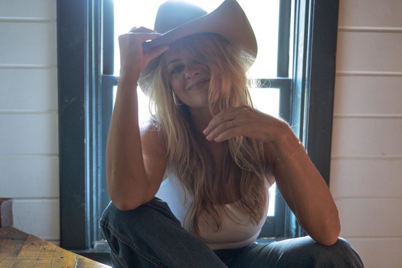 Photos: Brandon Jane to Release Covers EP STOLEN HORSES — photo 11 of 17