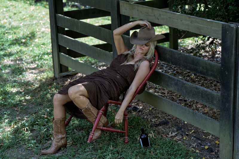 Photos: Brandon Jane to Release Covers EP STOLEN HORSES — photo 13 of 17