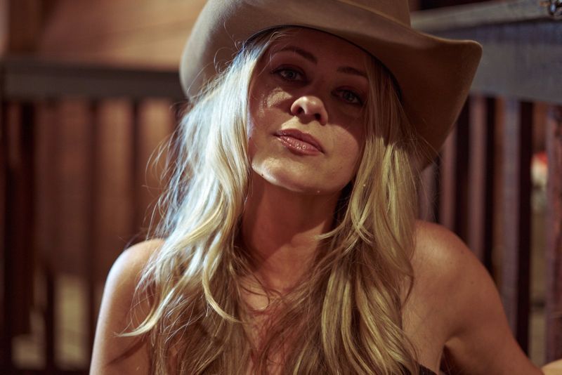 Photos: Brandon Jane to Release Covers EP STOLEN HORSES — photo 2 of 17