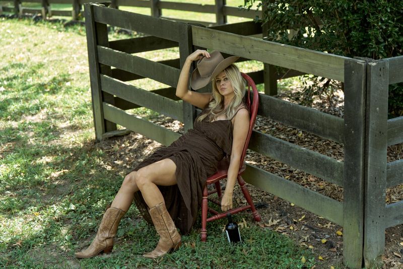 Photos: Brandon Jane to Release Covers EP STOLEN HORSES — photo 10 of 17