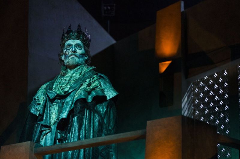 Review: The Bard's HAMLET at The Shakespeare Theatre of NJ Enthralls Image
