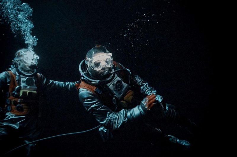 Photos: ABOVE THE BELOW Official Trailer Debuts With Idris Elba — photo 5 of 5