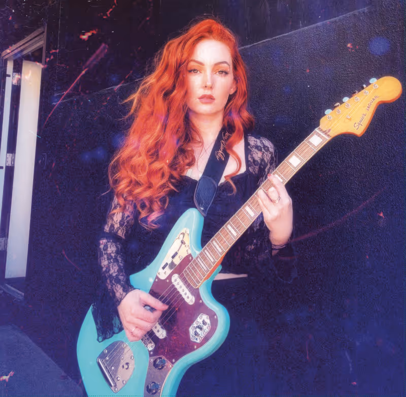 Nicole Simone Releases Debut Album CIRCLES Image