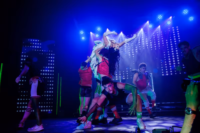 Review: A SANDERSON SISTER ACT at Webster Hall A Luscious, Lascivious Start To Halloween Image