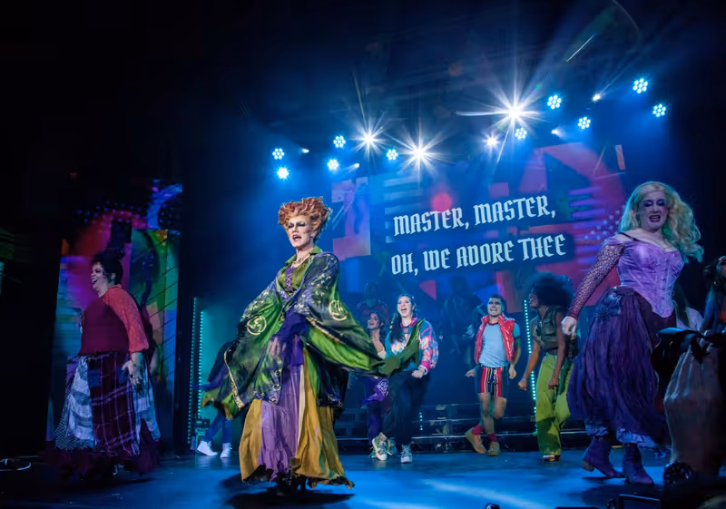 Review: A SANDERSON SISTER ACT at Webster Hall A Luscious, Lascivious Start To Halloween Image