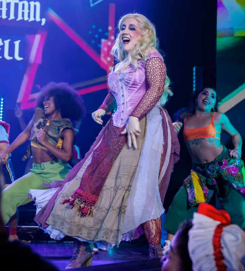 Review: A SANDERSON SISTER ACT at Webster Hall A Luscious, Lascivious Start To Halloween Image