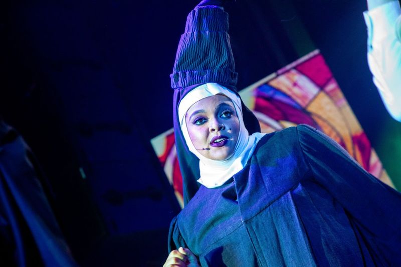 Review: A SANDERSON SISTER ACT at Webster Hall A Luscious, Lascivious Start To Halloween Image