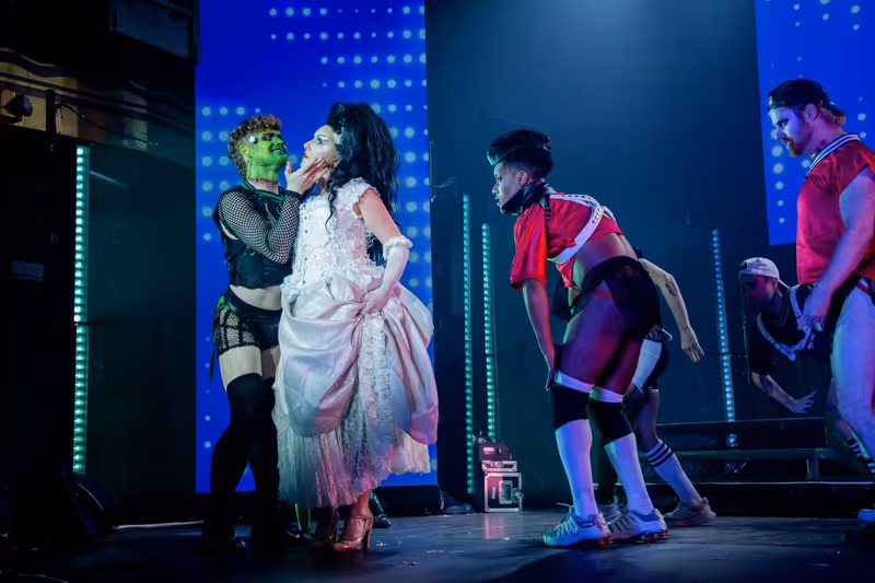 Review: A SANDERSON SISTER ACT at Webster Hall A Luscious, Lascivious Start To Halloween Image