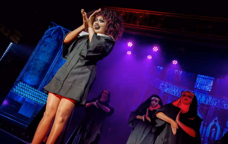 Review: A SANDERSON SISTER ACT at Webster Hall A Luscious, Lascivious Start To Halloween Image