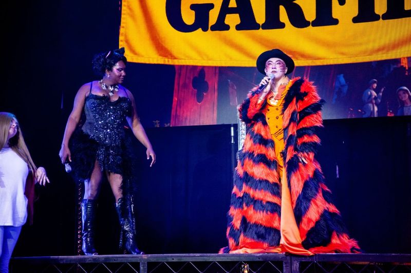 Review: A SANDERSON SISTER ACT at Webster Hall A Luscious, Lascivious Start To Halloween Image