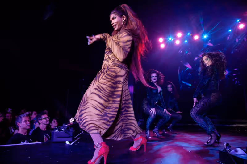 Review: A SANDERSON SISTER ACT at Webster Hall A Luscious, Lascivious Start To Halloween Image
