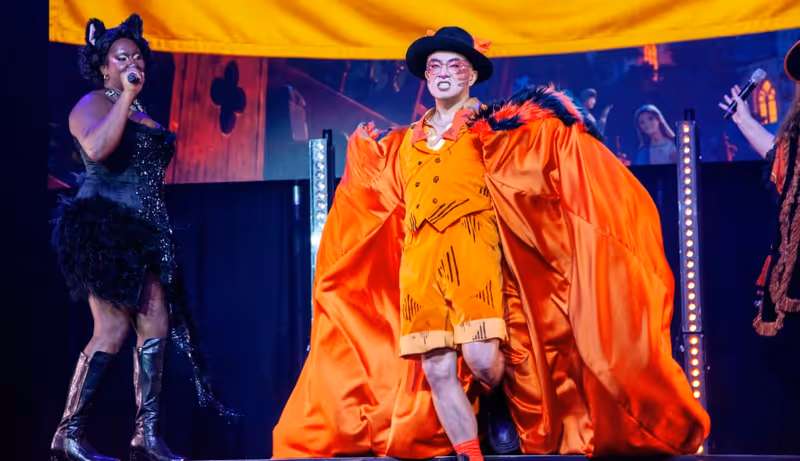 Review: A SANDERSON SISTER ACT at Webster Hall A Luscious, Lascivious Start To Halloween Image