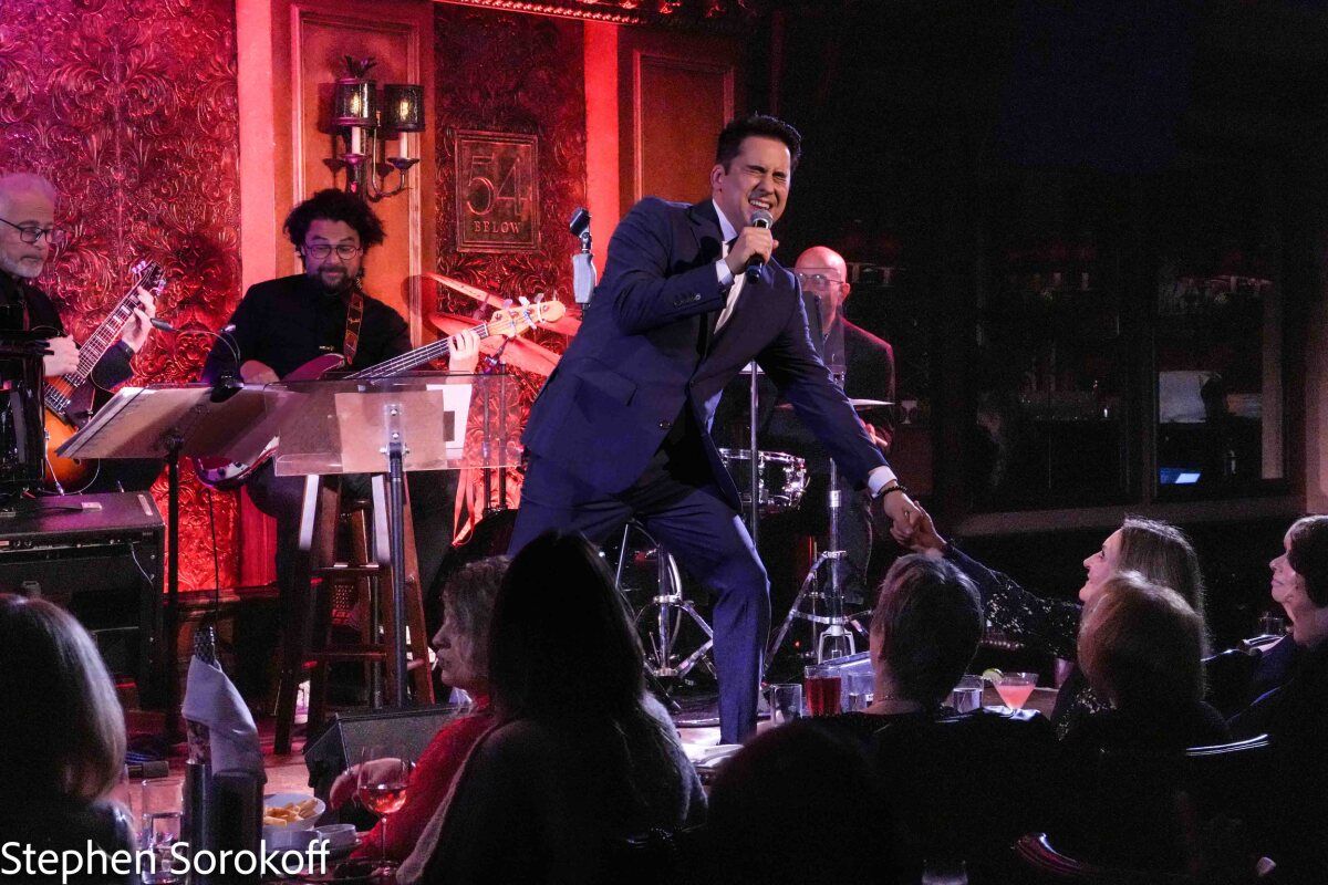 Photos: Tony & Grammy Winner John Lloyd Young Returns to 54 Below — photo 5 of 13