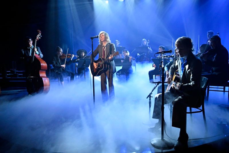 Photos: Sacha Baron Cohen, KJ Apa, and Beck to Appear on THE TONIGHT SHOW — photo 13 of 18