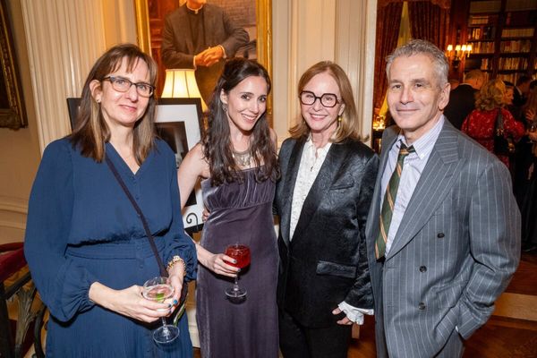 Valerie Brea Ross, Talene Monahan, Mari Marchbanks, David Cromer Photo