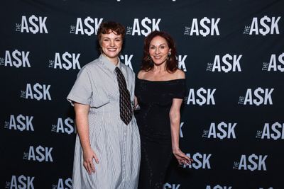 Shannon Purser, Marilu Henner Photo