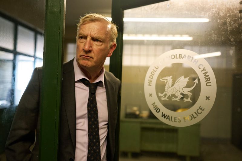Photos: BLUE LIGHTS Season Four Returns to BritBox With New Belfast Challenges — photo 10 of 27