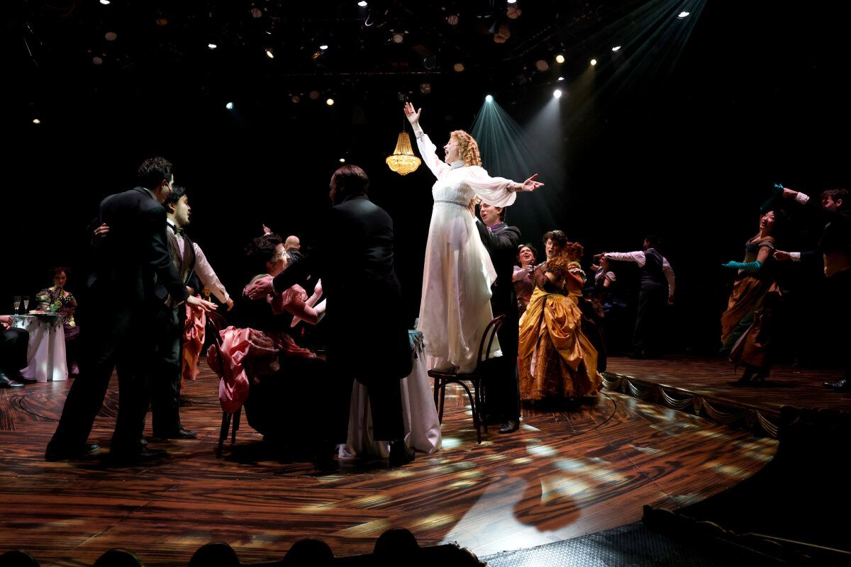 Photos: PHANTOM At North Shore Music Theatre — photo 7 of 15