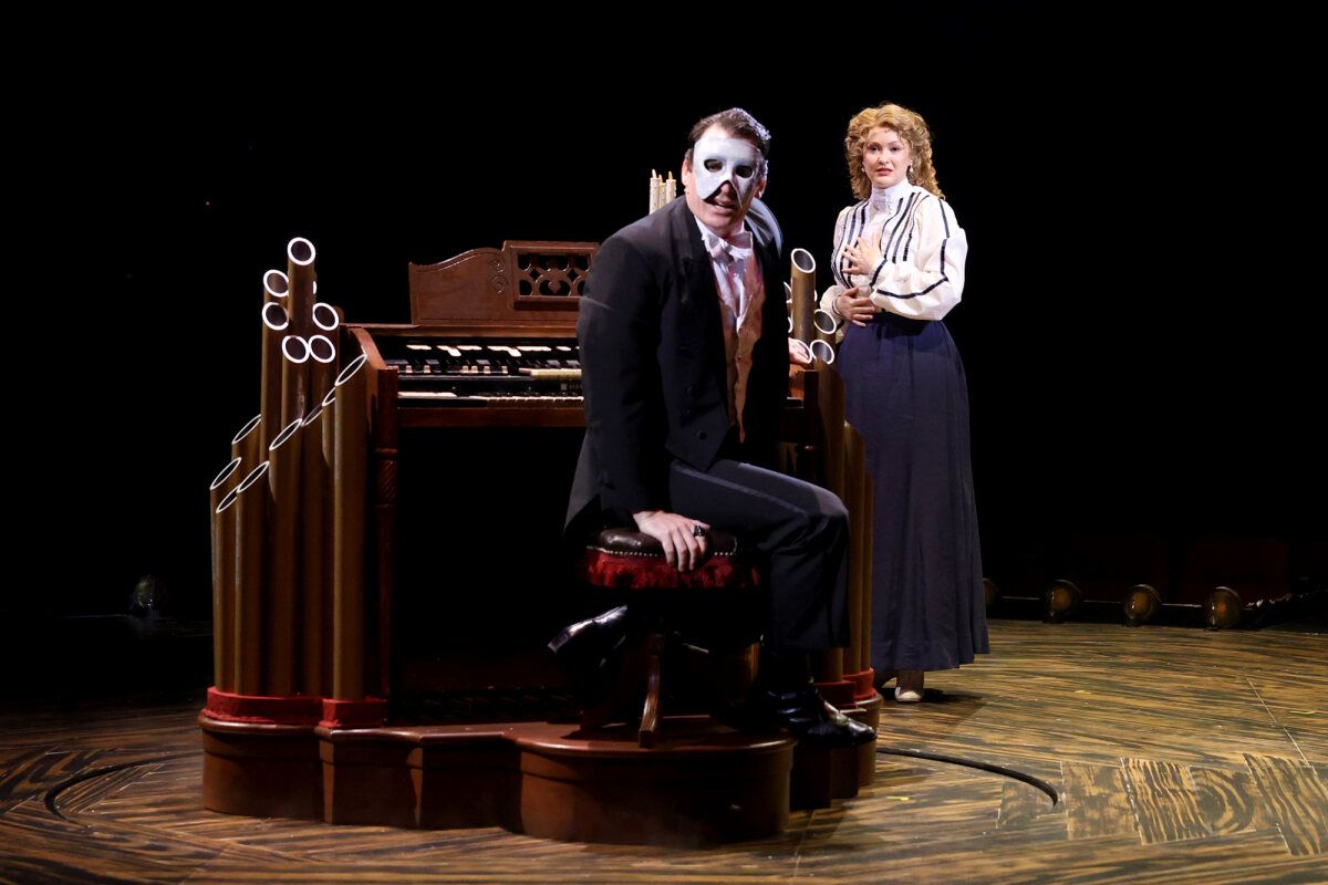 Sean Seamus Thompson and Madison Claire at Photos: PHANTOM At North Shore Music Theatre