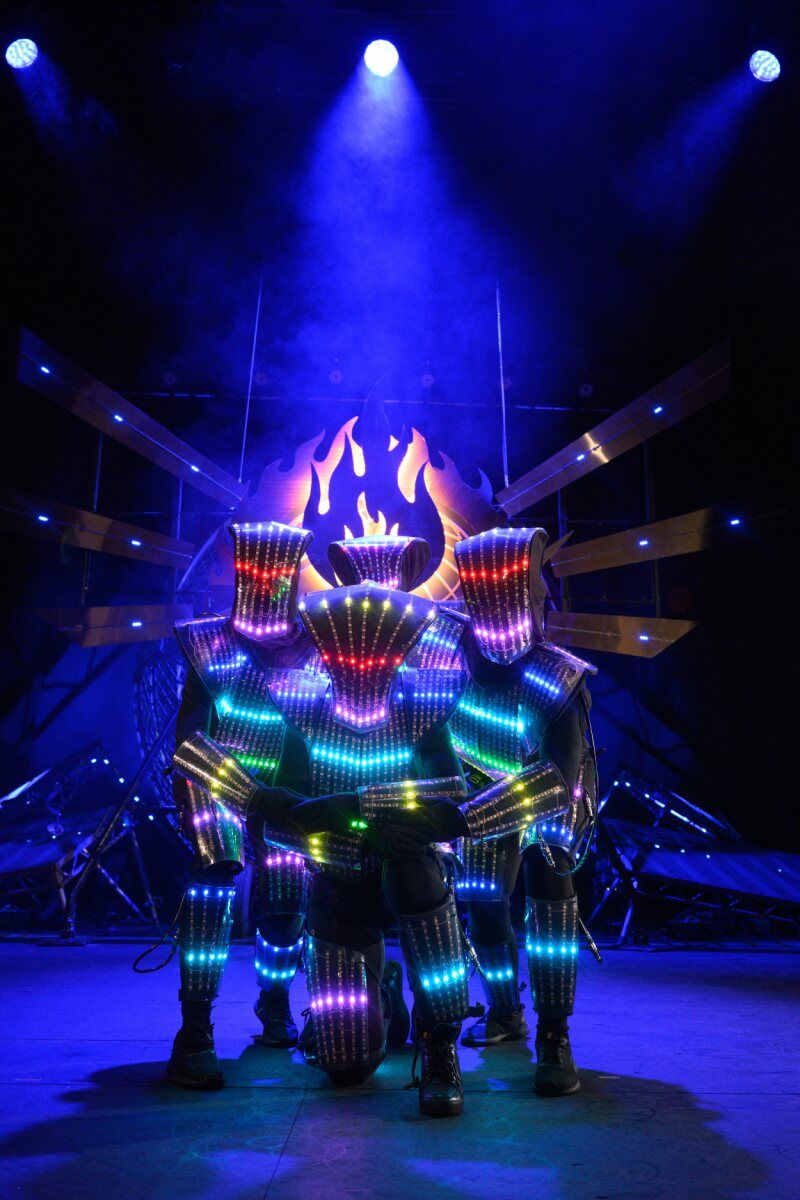 Photos: CIRQUE BERSERK! Returns to the Garrick Theatre — photo 7 of 7
