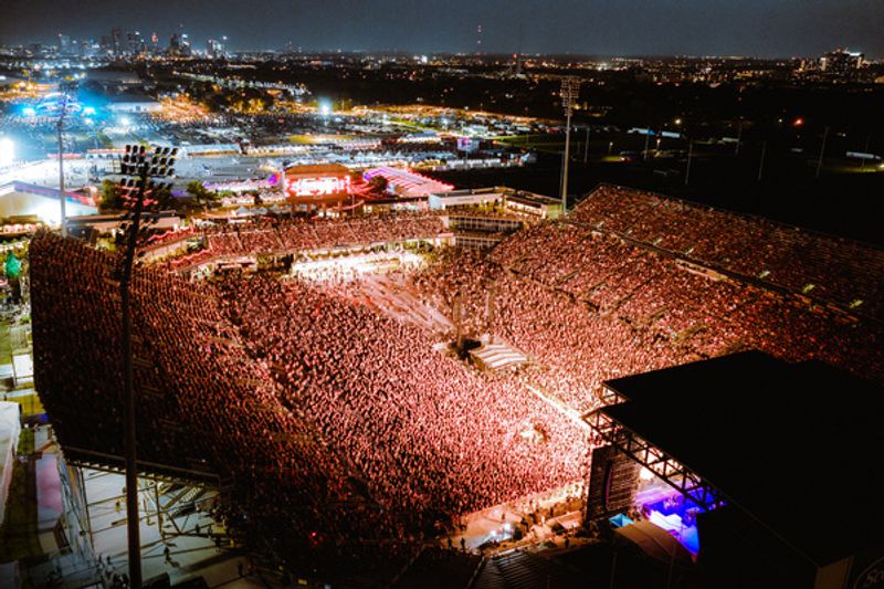 SONIC TEMPLE ART + MUSIC FESTIVAL 2027 to Feature Iron Maiden, BLINK-182, KORN Image