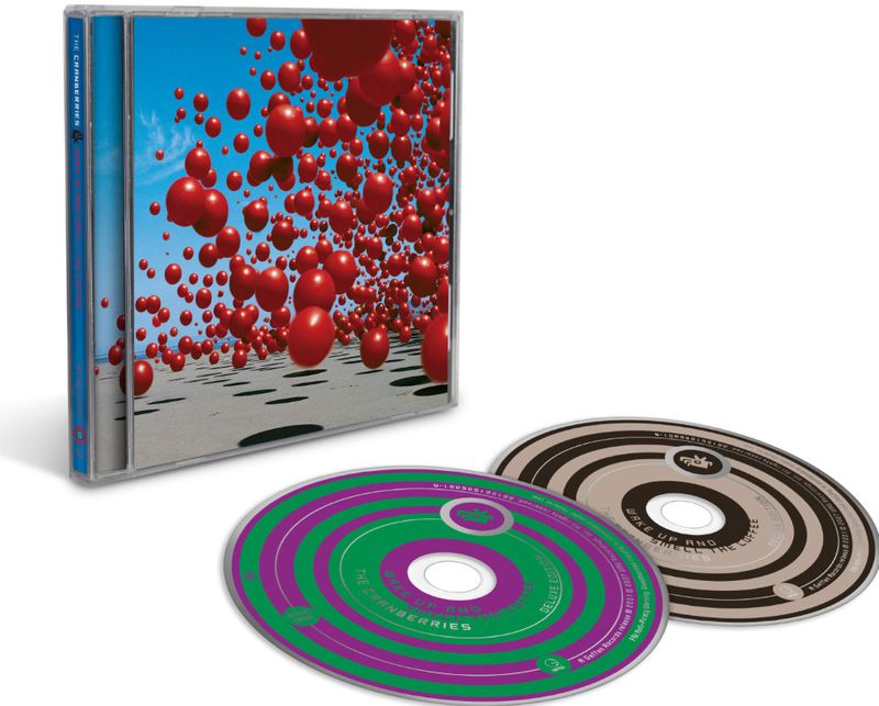Photos: THE CRANBERRIES to Release WAKE UP AND SMELL THE COFFEE 25th Anniversary Edition — photo 4 of 11