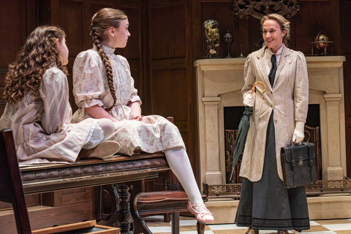 Tessa Bilmes, Charlotte Van Ledtje and  Jennifer Blood at Photos: First Look at Mint Theater Company's PHYL Off-Broadway