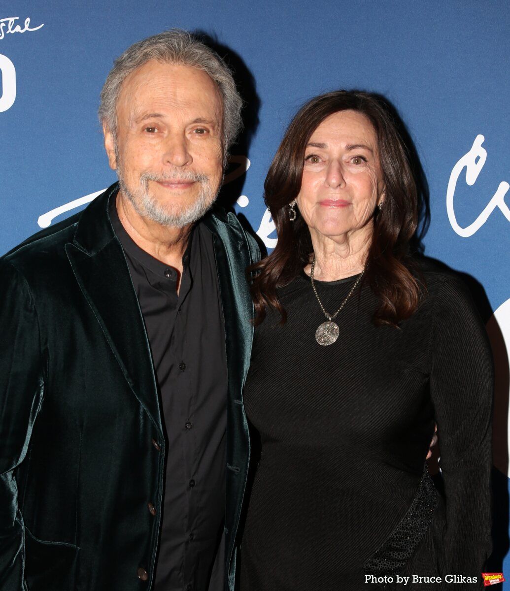 Photos: Billy Crystal & More Celebrate 860 Opening on Broadway — photo 1 of 15