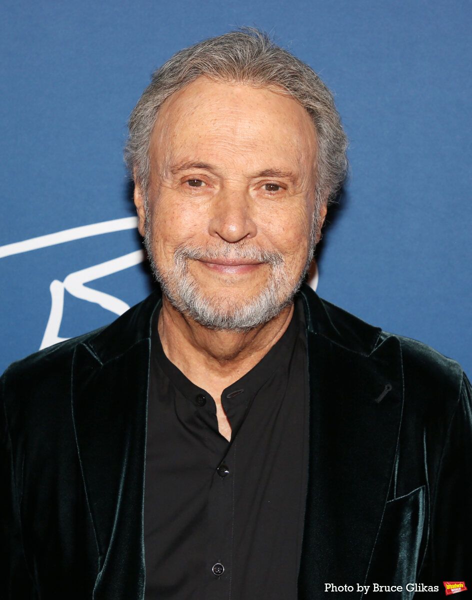 Photos: Billy Crystal & More Celebrate 860 Opening on Broadway — photo 2 of 15