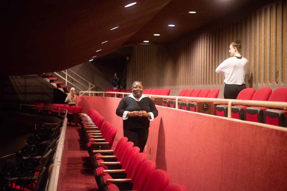 Photos: Rehearsals for DR. SEUSS'S HOW THE GRINCH STOLE CHRISTMAS at Children's Theatre Company — photo 17 of 17