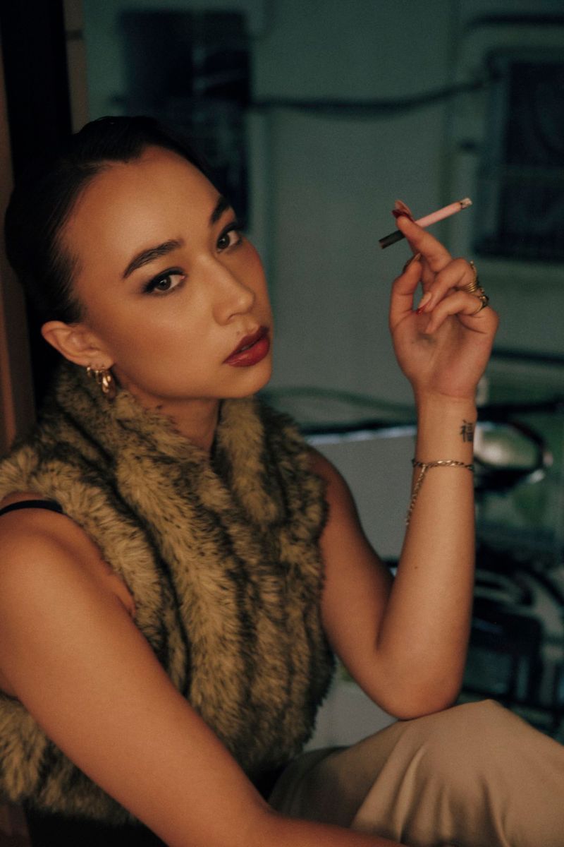 Photos: Saïna Releases New EP HOTEL 555 — photo 4 of 5