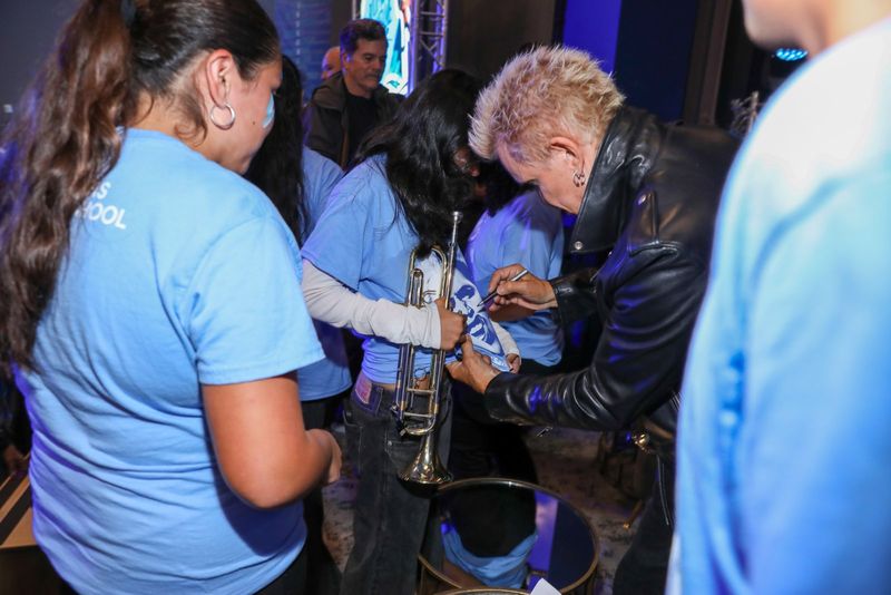 Photos: Billy Idol Visits Griffiths Middle School for K Music Grant — photo 3 of 6