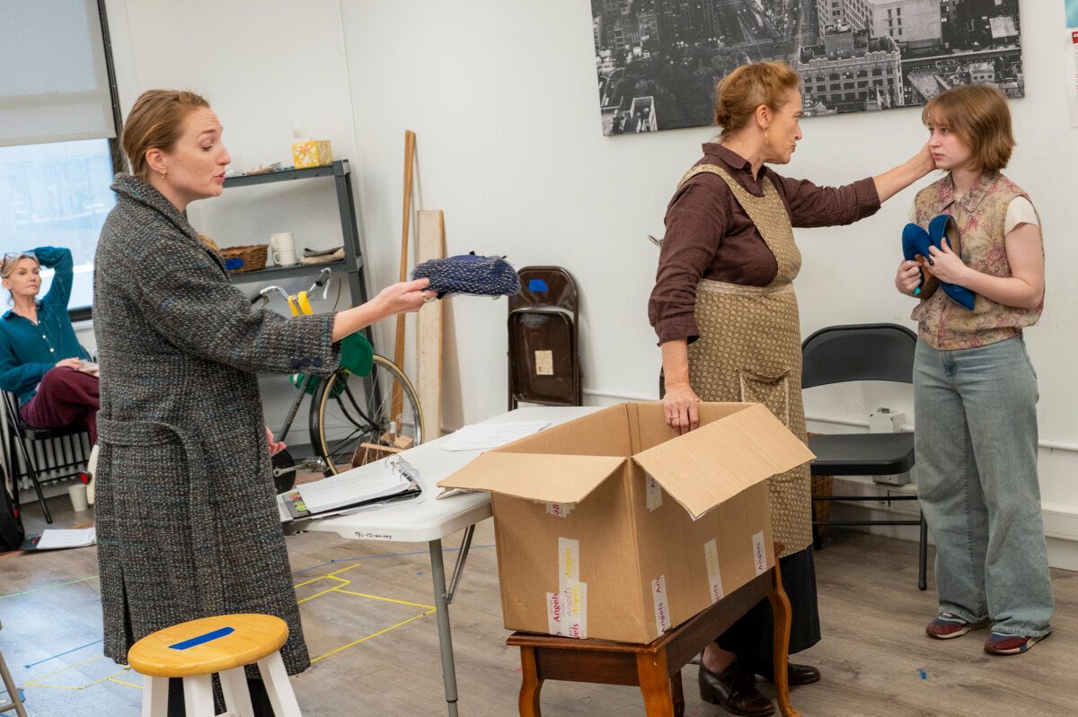 Photos: Inside Rehearsals for PARCEL FROM AMERICA New York Premiere — photo 5 of 12