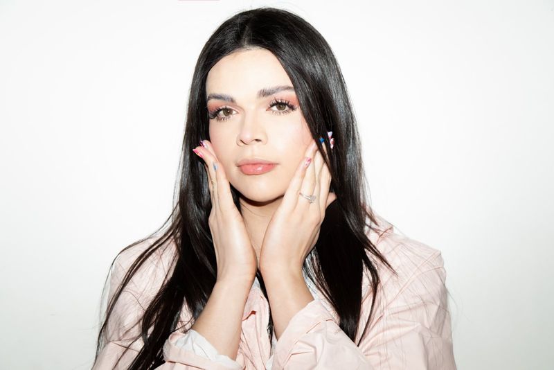 Photos: Valentina Moretti Releases 'Sexy Mami' With Petey Plastic — photo 13 of 20