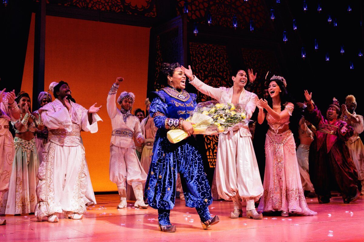 Photos: Robin Roberts, Gayle King & More Celebrate Sherri Shepherd's ALADDIN Broadway Debut — photo 9 of 21