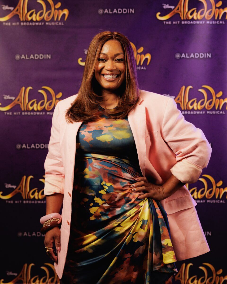 Photos: Robin Roberts, Gayle King & More Celebrate Sherri Shepherd's ALADDIN Broadway Debut — photo 16 of 21
