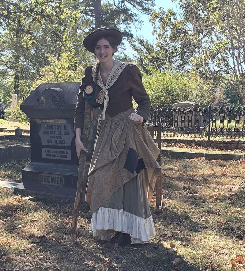 Review: TALES OF THE CRYPT at Mount Holly Cemetery Image