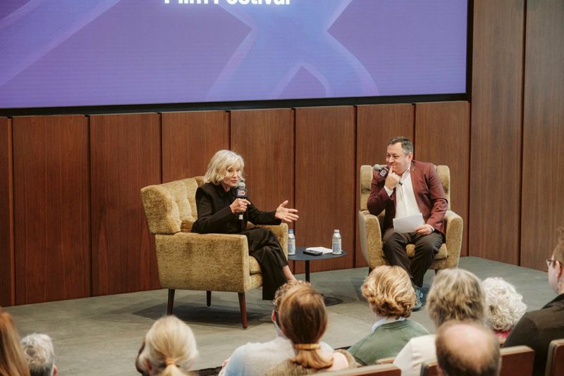 Photos: Jessica Lange Honored with Visionary Award at Virginia Film Festival — photo 7 of 22