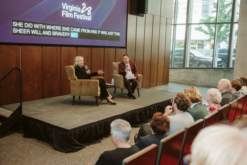Photos: Jessica Lange Honored with Visionary Award at Virginia Film Festival — photo 8 of 22
