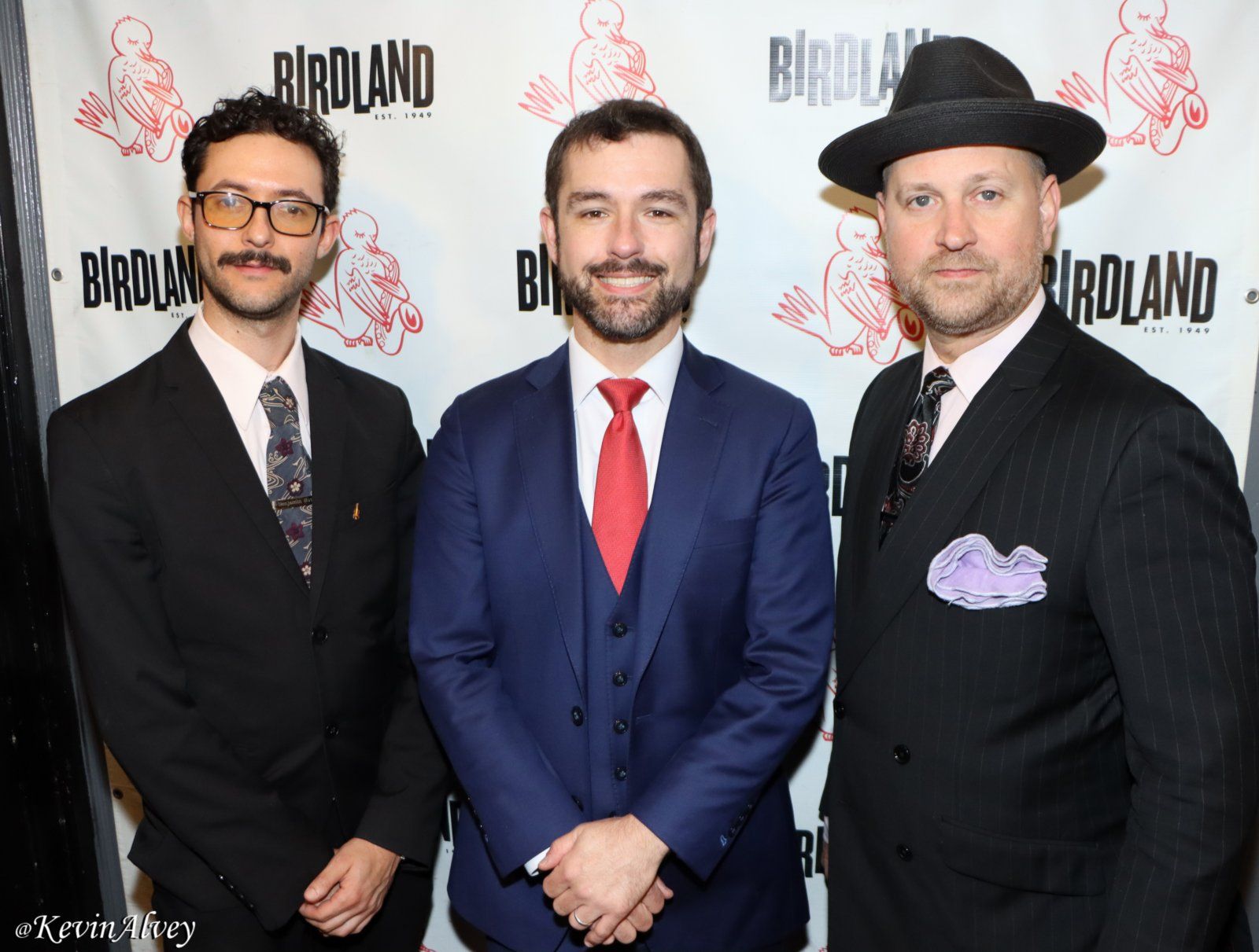 Photos: Julie Benko Performs BROADWAY GOES TO THE MOVIES at Birdland — photo 1 of 29