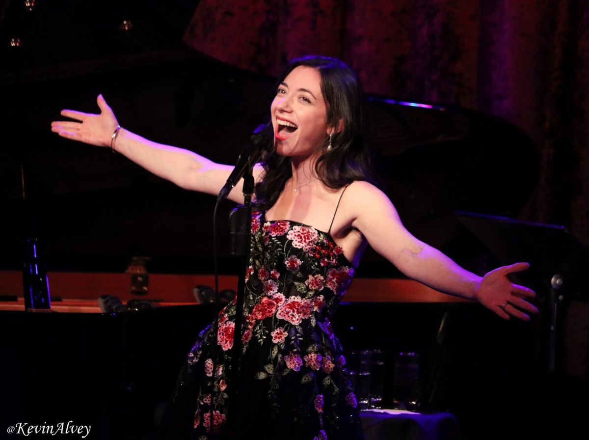 Julie Benko at Photos: Julie Benko Performs BROADWAY GOES TO THE MOVIES at Birdland